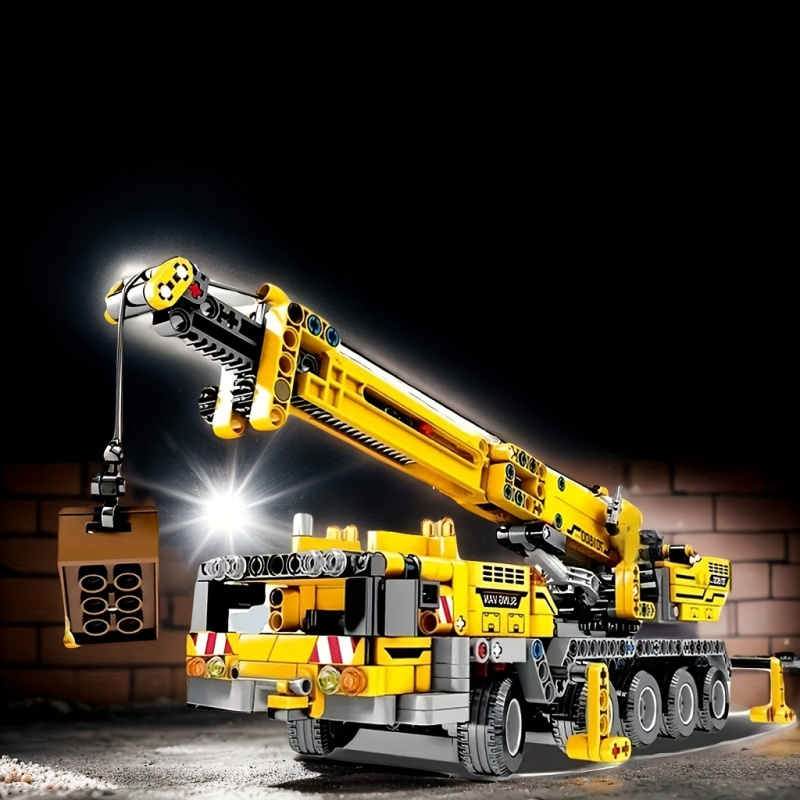 Yellow Telescopic Crane Buildi - Heavy Equipment Lego avis et prix