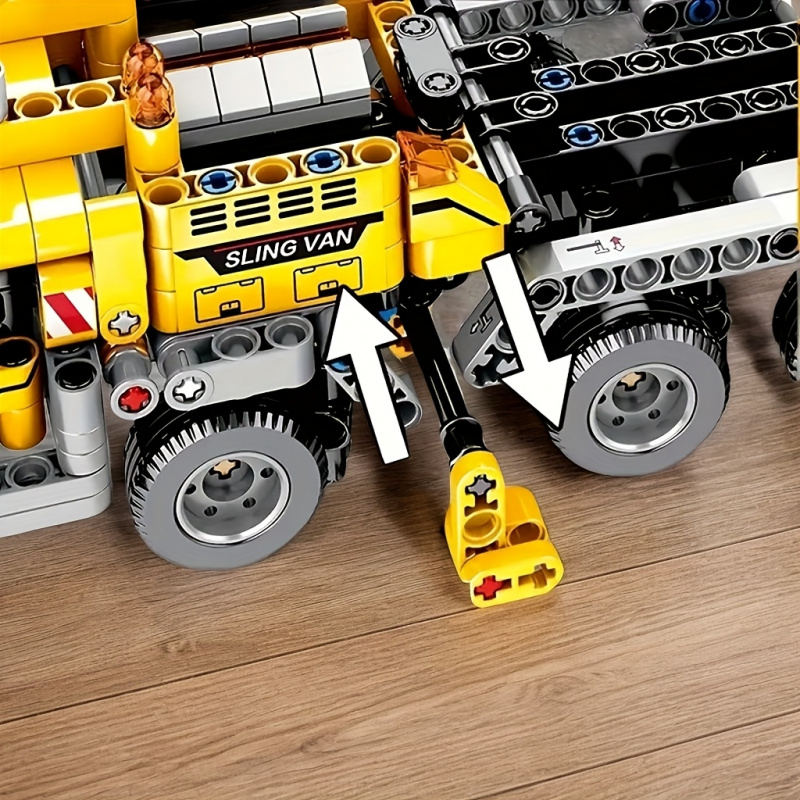Yellow Telescopic Crane Buildi - Heavy Equipment Lego avis et prix